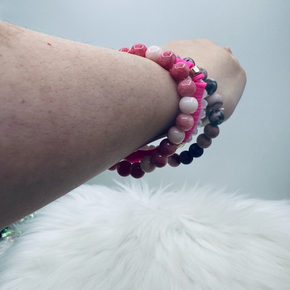 Pink theme Mom Arm Candy Beaded Bracelet - Picture 3 of 7